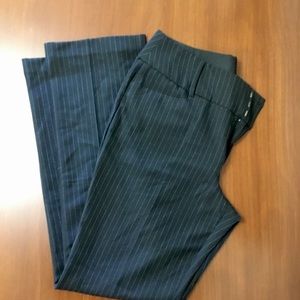 Apt. 9 Black Pinstripe Dress Pants. Wide top band with hook closure.